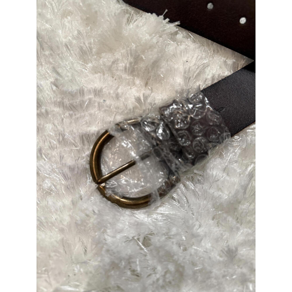 NWT! Frye Flat Leather Belt Size Large - Picture 4 of 9